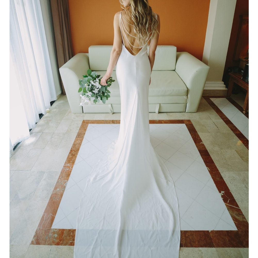 Grace Loves Lace Elegant White Wedding Dress